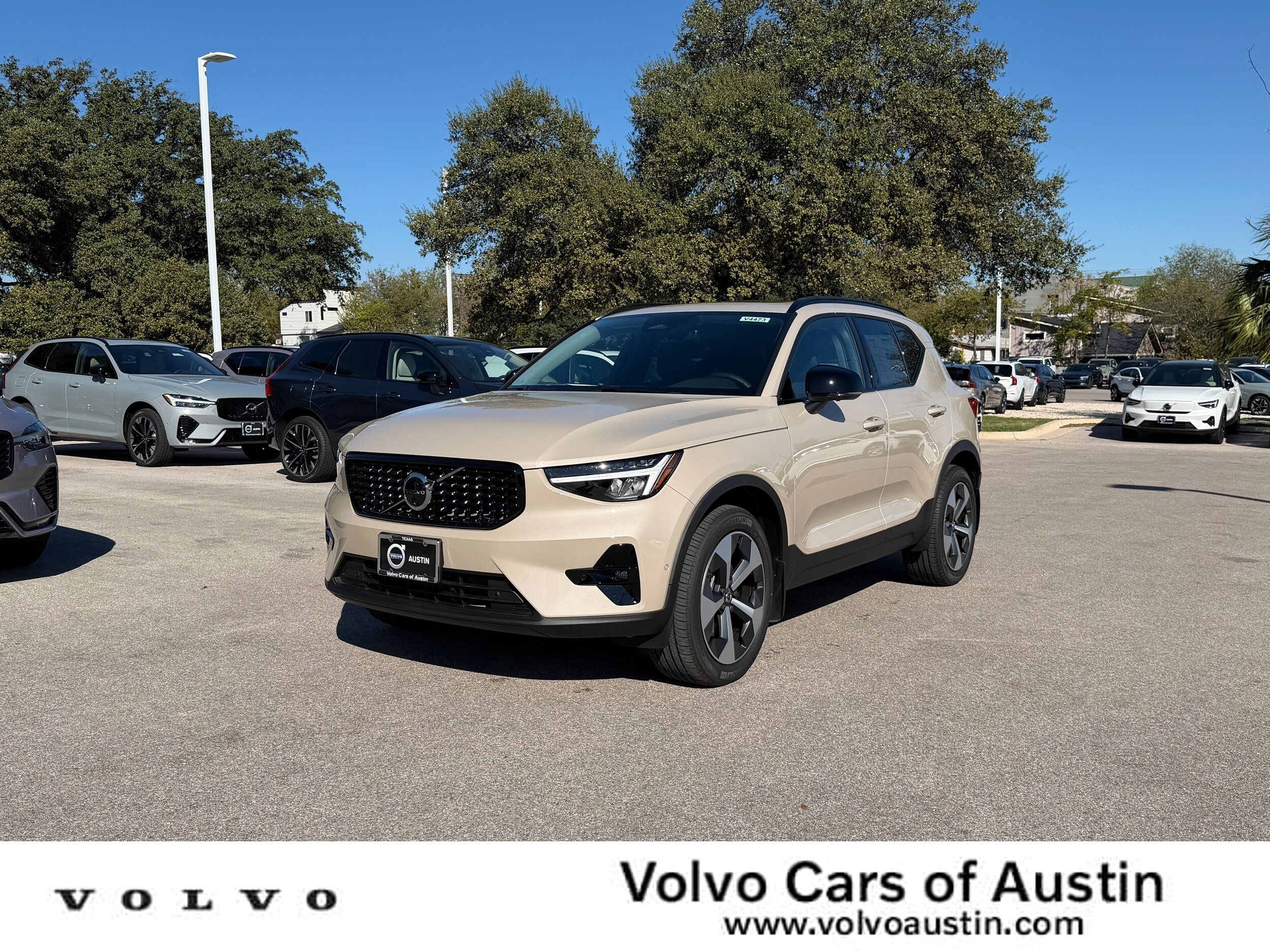 2026 Volvo XC40