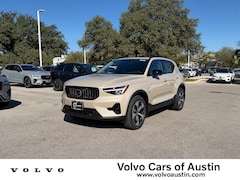 2026 Volvo XC40