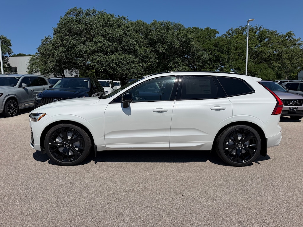 New 2026 Volvo XC60 B5 Ultra Black Edition SUV