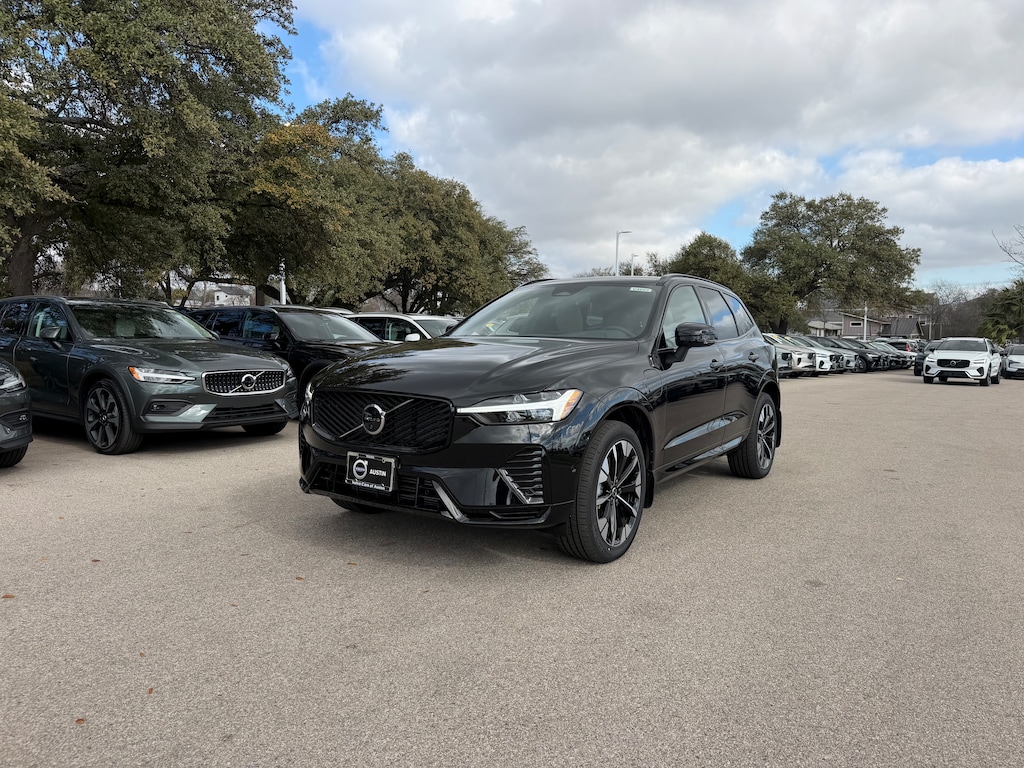 New 2026 Volvo XC60 plug-in hybrid T8 Plus SUV