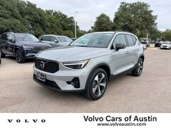 2026 Volvo XC40