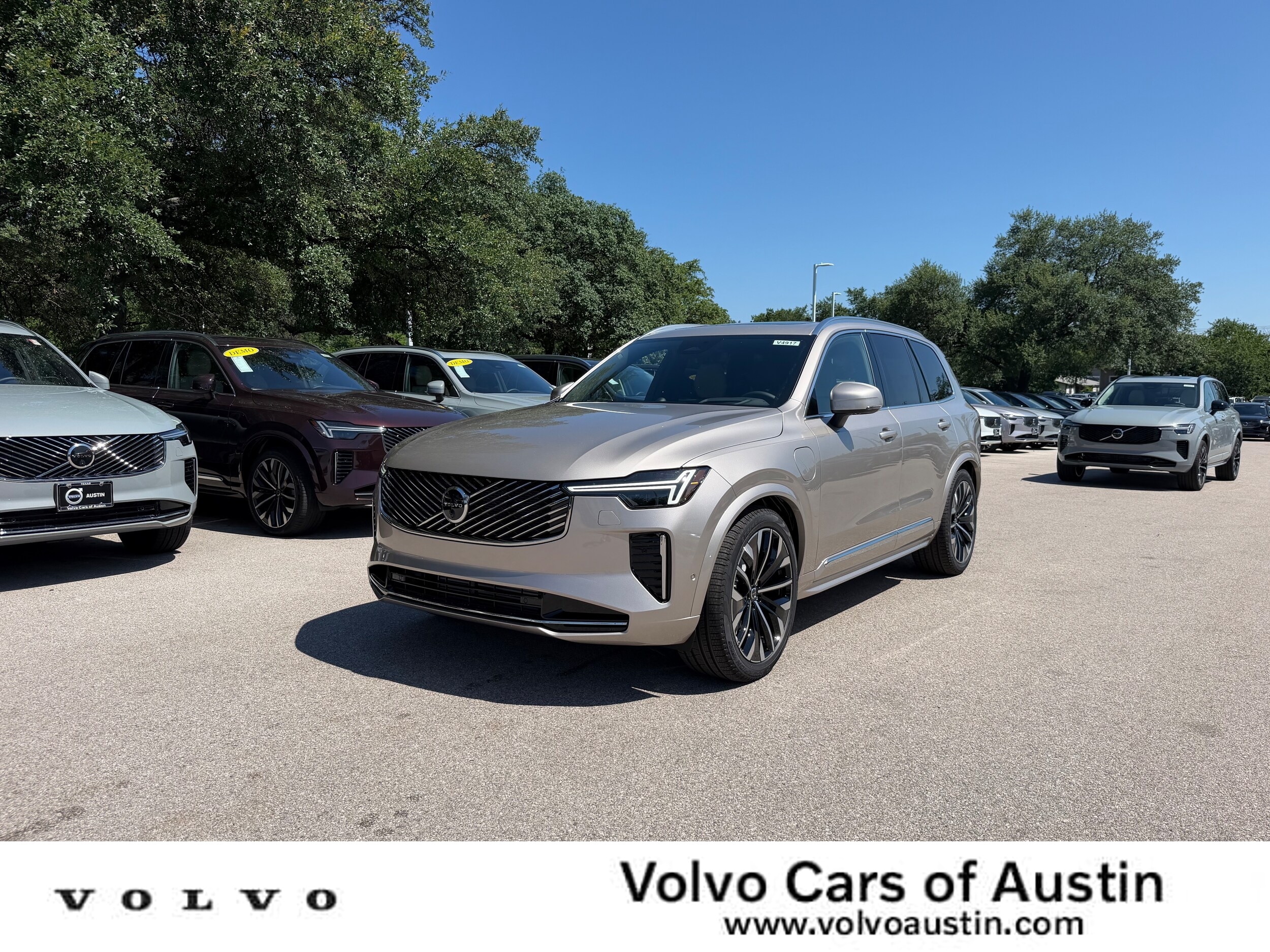2026 Volvo XC90 T8 Recharge Ultra Bright 6-Seater 4WD's photo