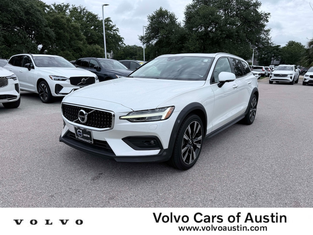 Used 2020 Volvo V60 Cross Country T5 AWD Momentum Wagon