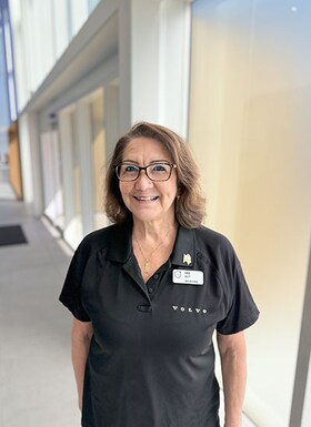 Staff member Linda Lilley from 0c4c34fbf809