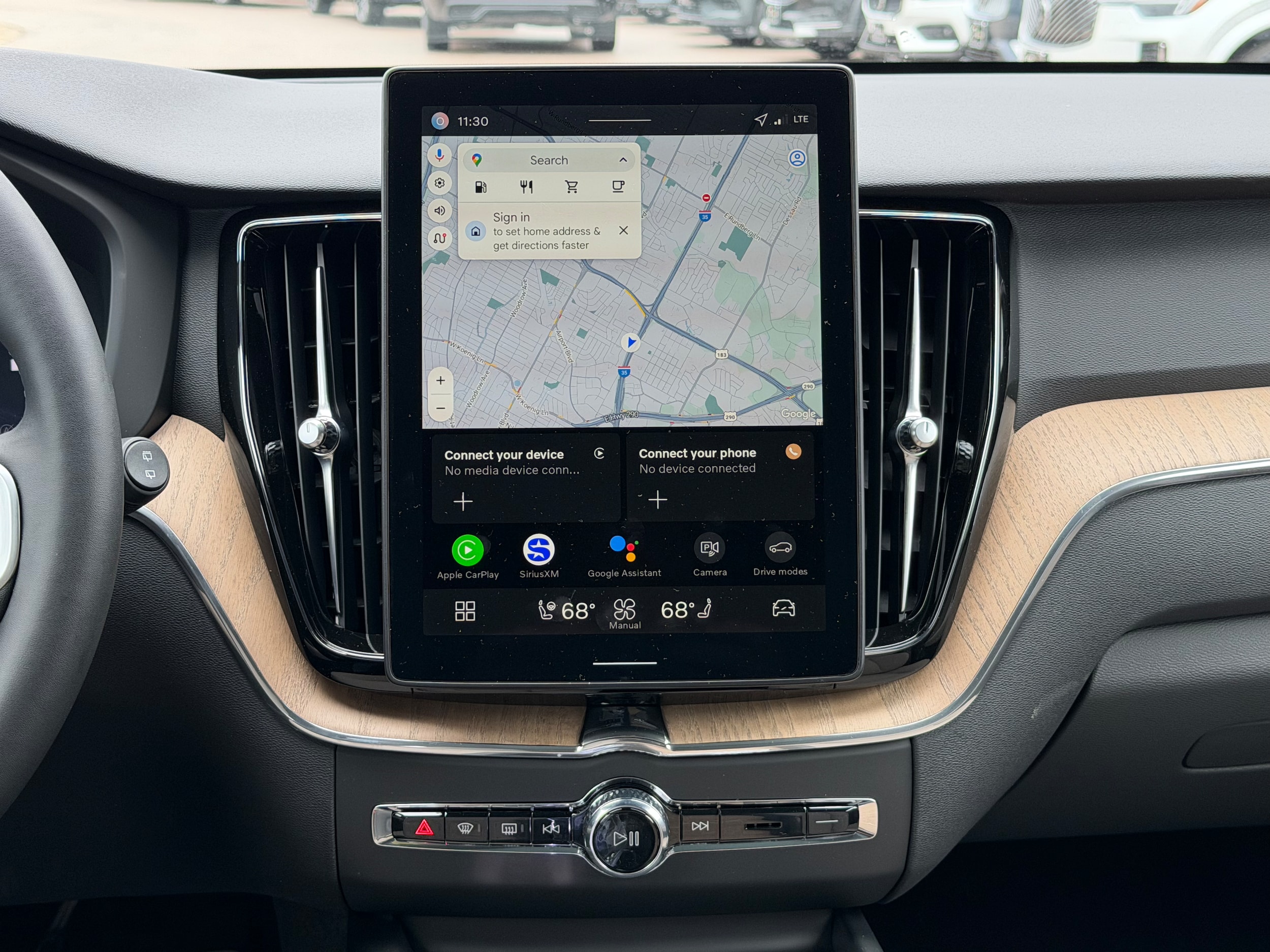 2026 Volvo XC60 Plus - Photo 12