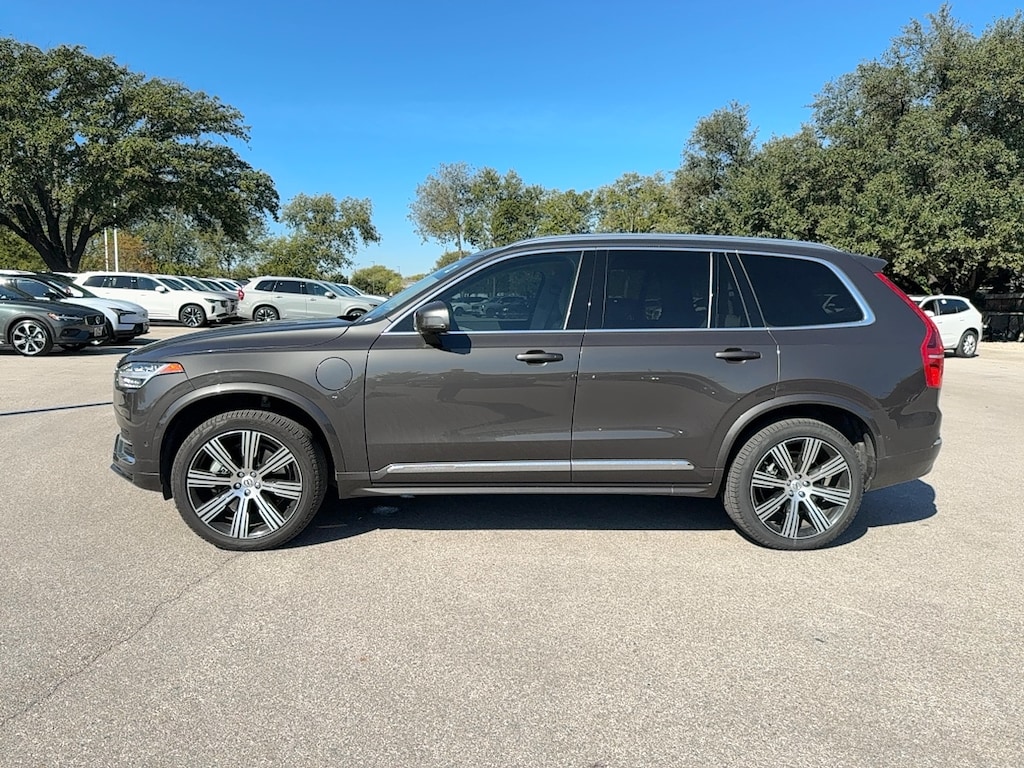 Certified 2024 Volvo XC90 plug-in hybrid T8 Plus 6-Seater SUV