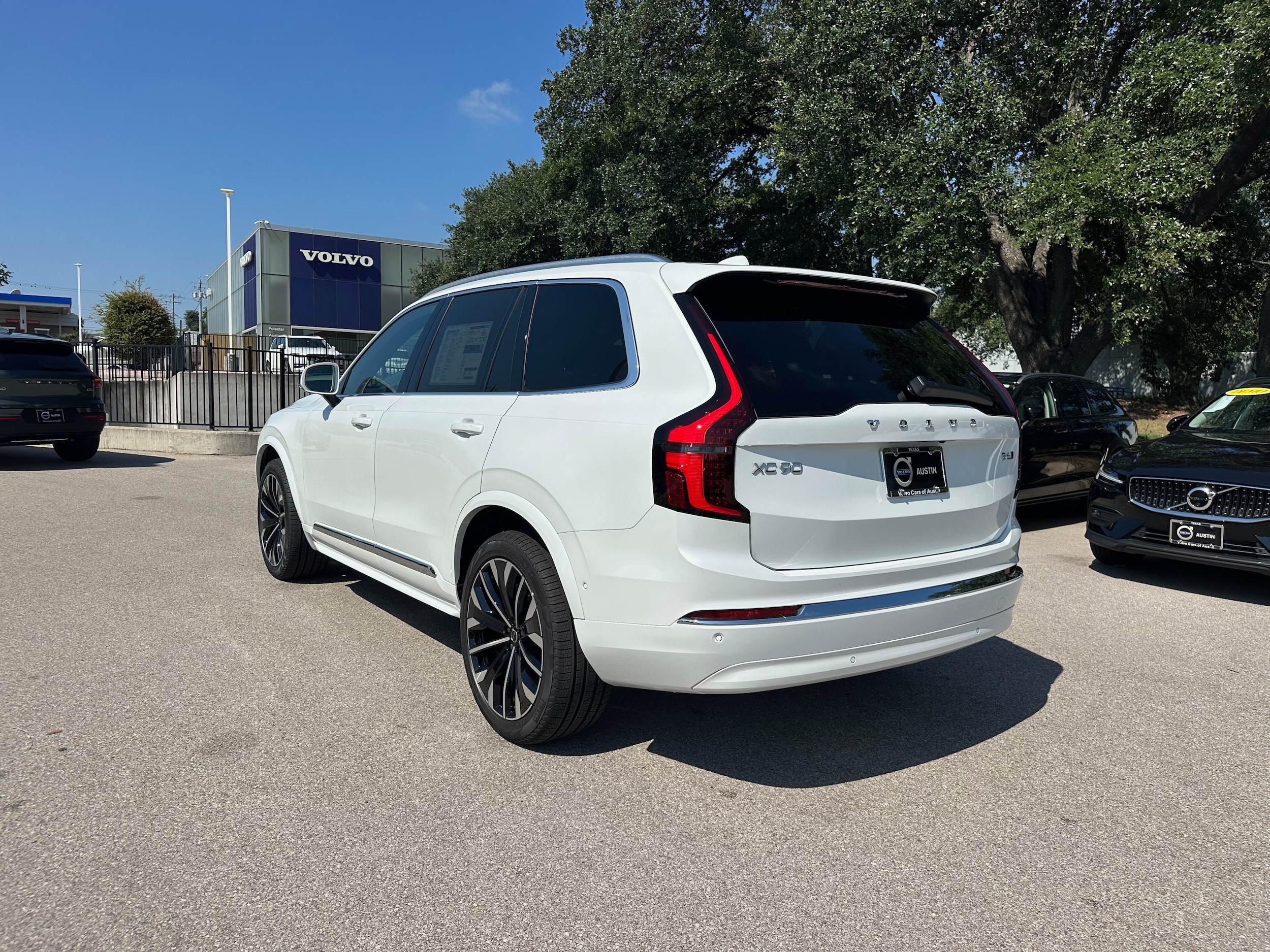 2026 Volvo XC90 photo 3