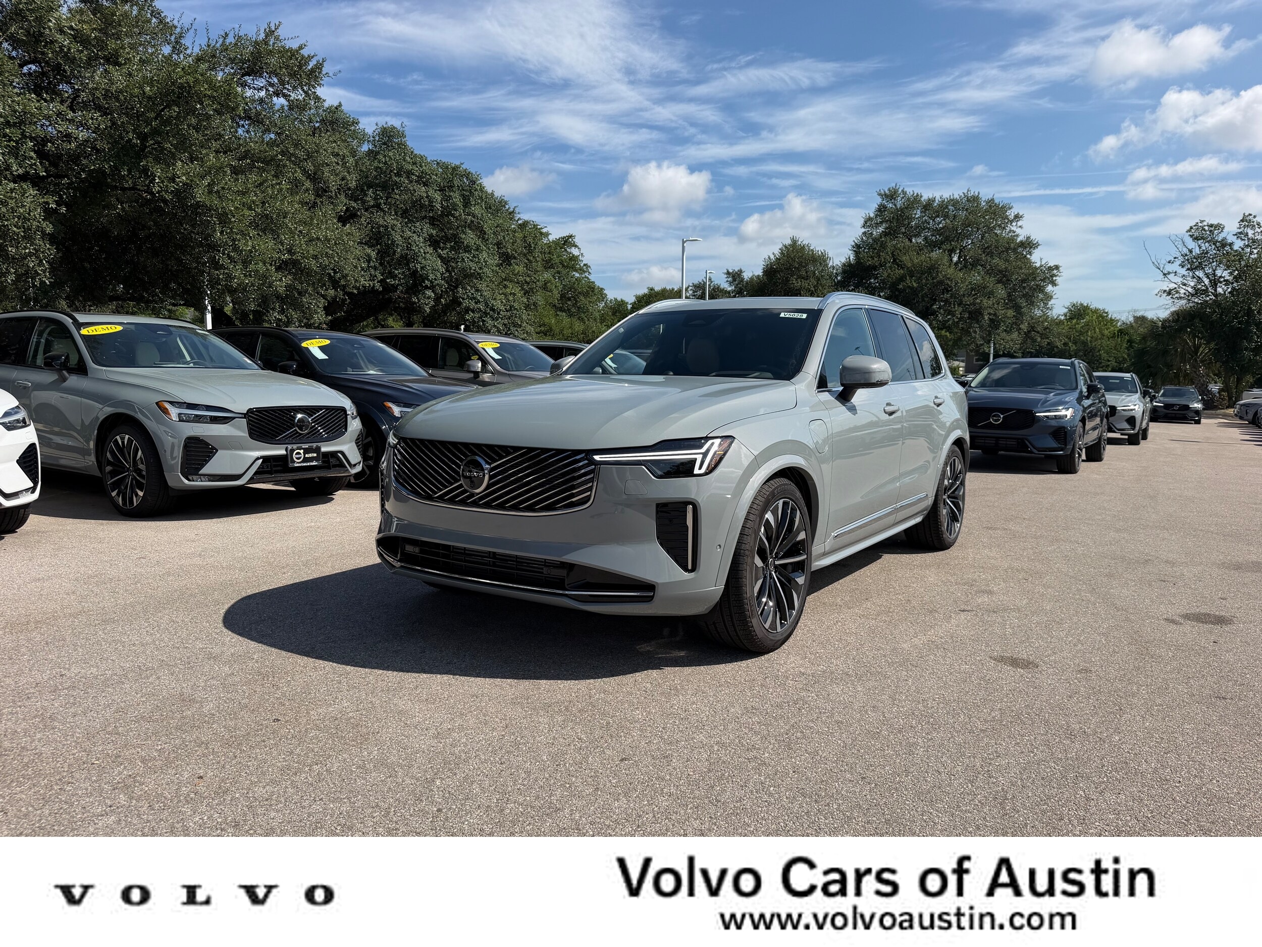 New 2026 Volvo XC90 plug-in hybrid T8 Ultra 7-Seater