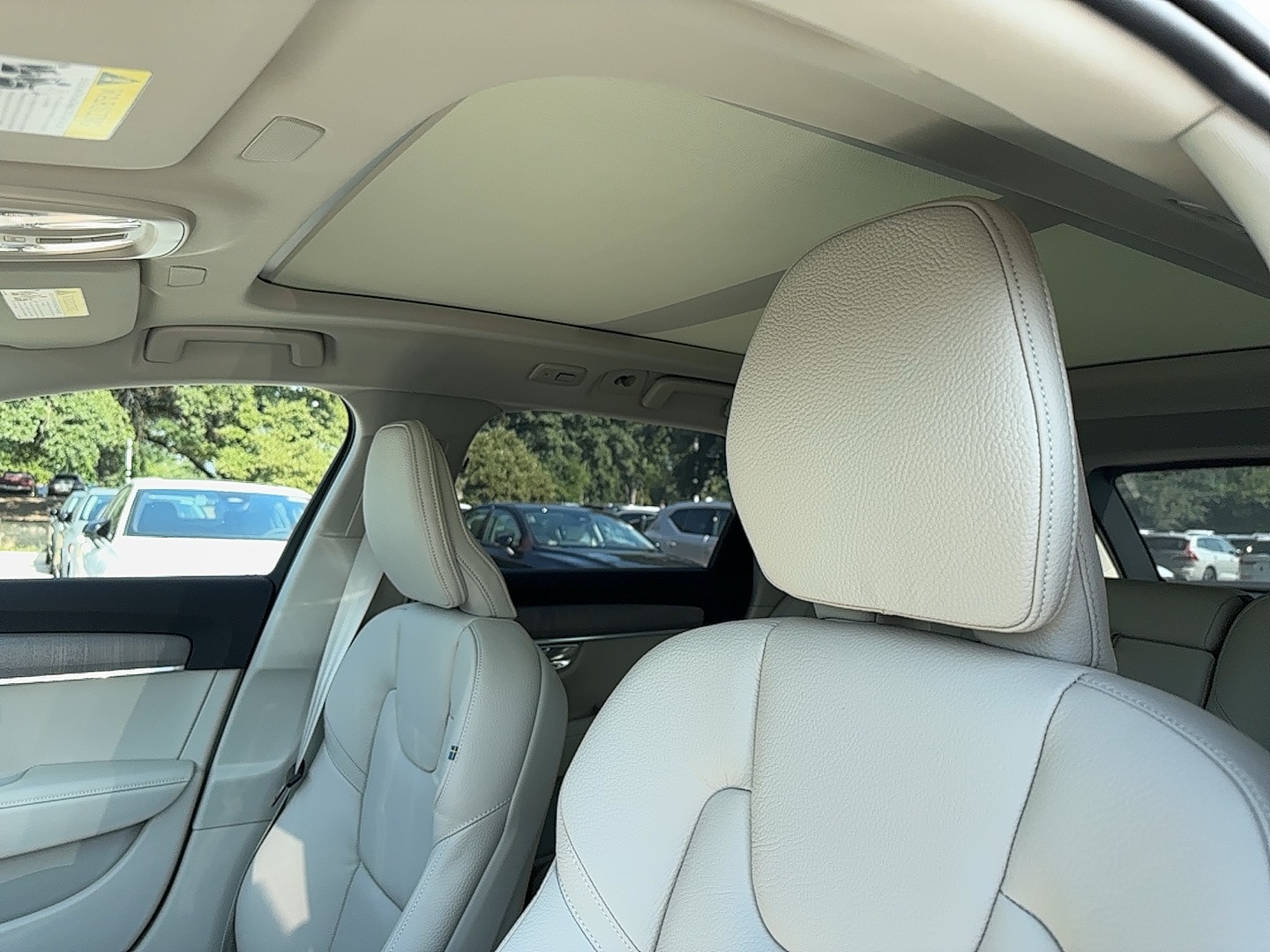 12月特別価格 限定版CompleteCompactDiscCollection New 2025 Volvo V90 Cross Country For Sale at Volvo Cars of