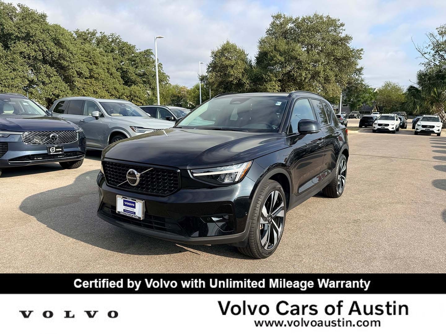 2025 Volvo XC40 Plus