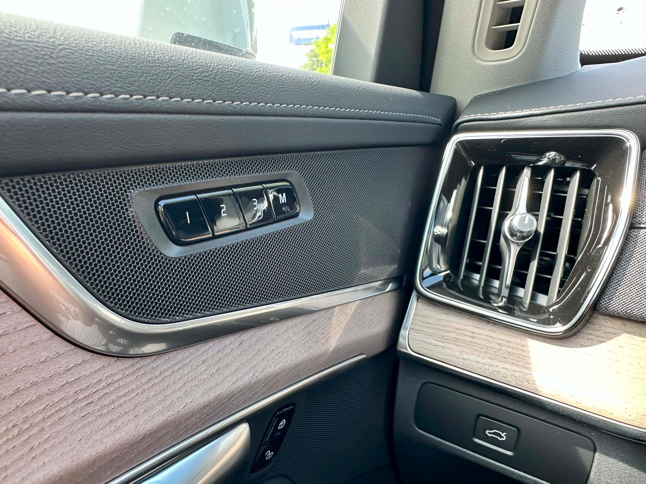 2026 Volvo XC90 Core - Photo 20