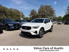 2026 Volvo XC40