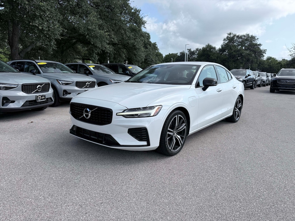 Used 2021 Volvo S60 Recharge Plug-In Hybrid T8 R-Design Sedan