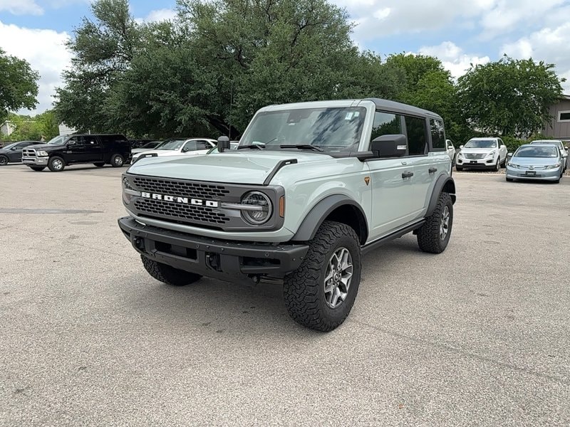 Used 2023 Ford Bronco 4-Door Badlands with VIN 1FMEE5DH4PLA95509 for sale in Austin, TX