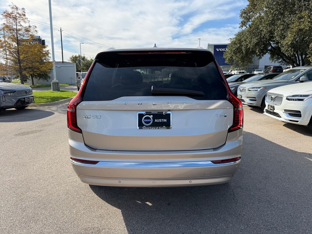 New 2026 Volvo XC90 plug-in hybrid T8 Plus 7-Seater SUV