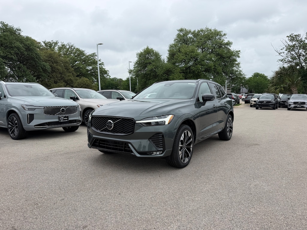 New 2026 Volvo XC60 B5 Plus SUV