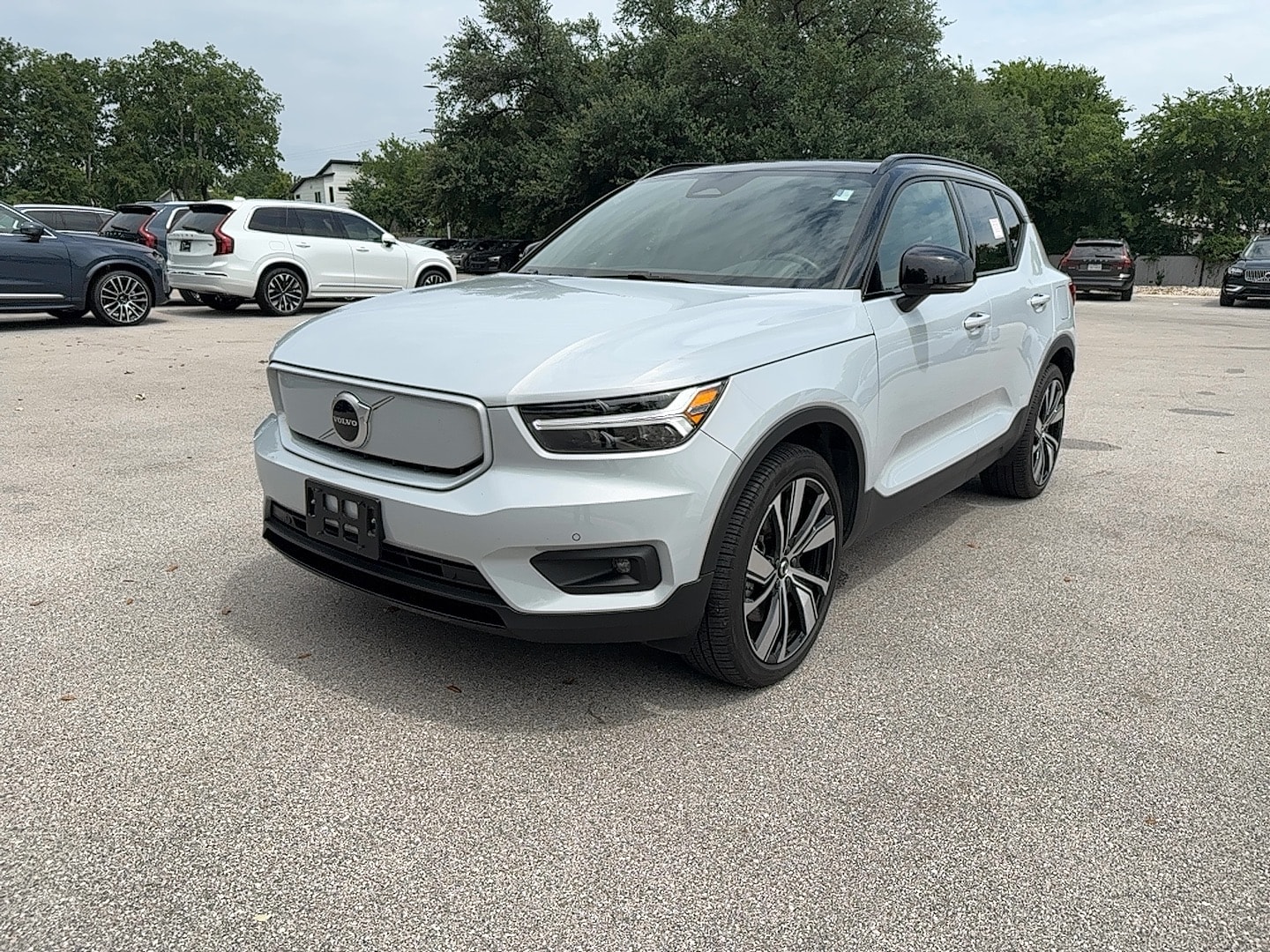 Used 2021 Volvo XC40 Recharge with VIN YV4ED3UR8M2524072 for sale in Austin, TX