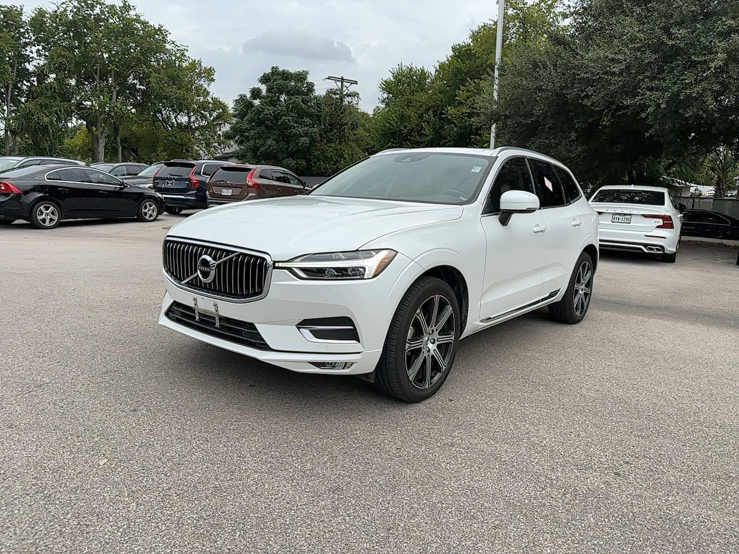 Used 2020 Volvo XC60 Inscription with VIN YV4102DL7L1566933 for sale in Austin, TX