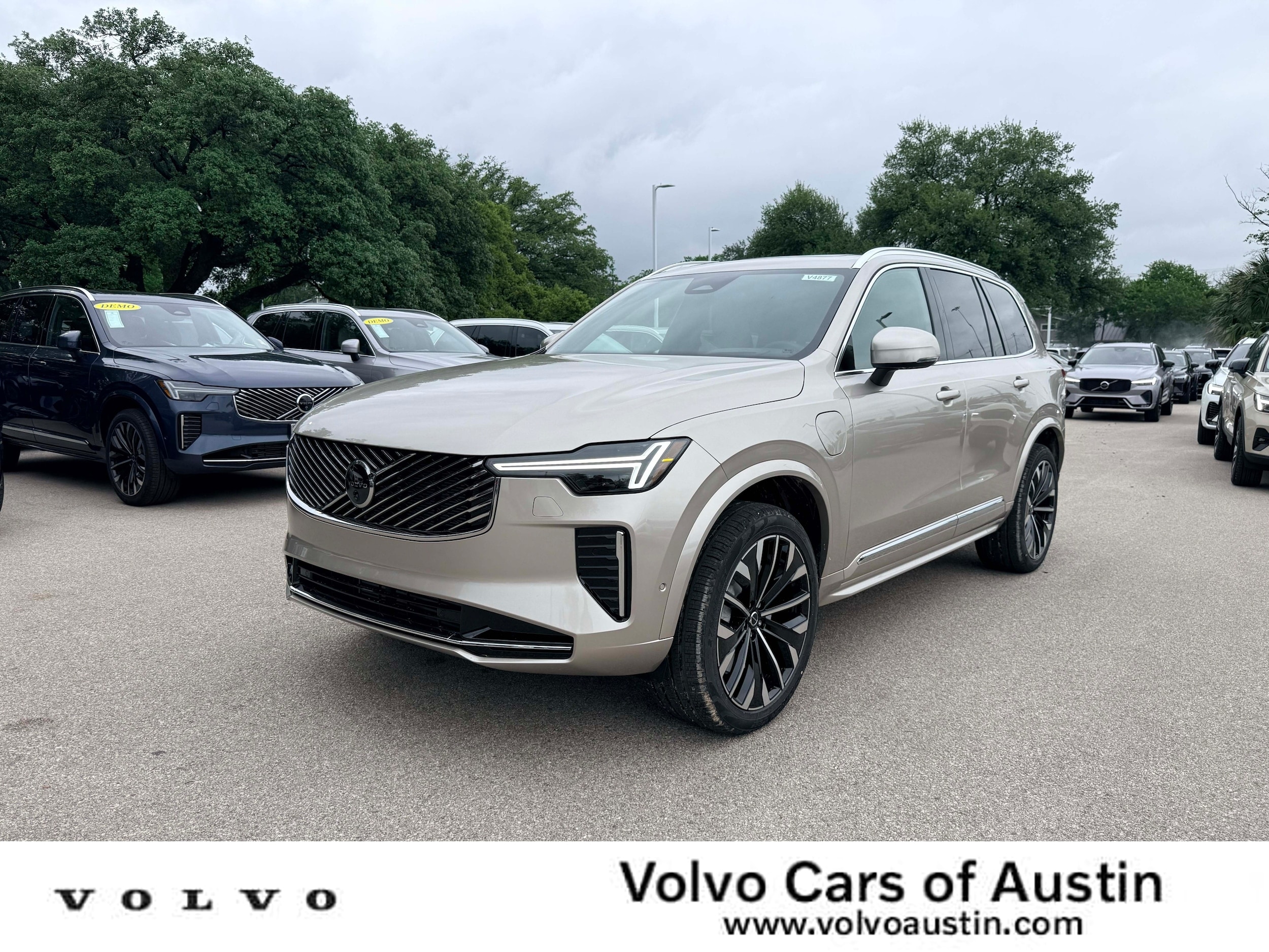 2026 Volvo XC90 T8 Recharge Ultra Bright 6-Seater 4WD's photo