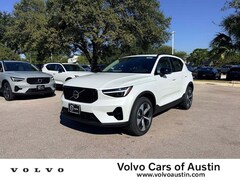 2026 Volvo XC40