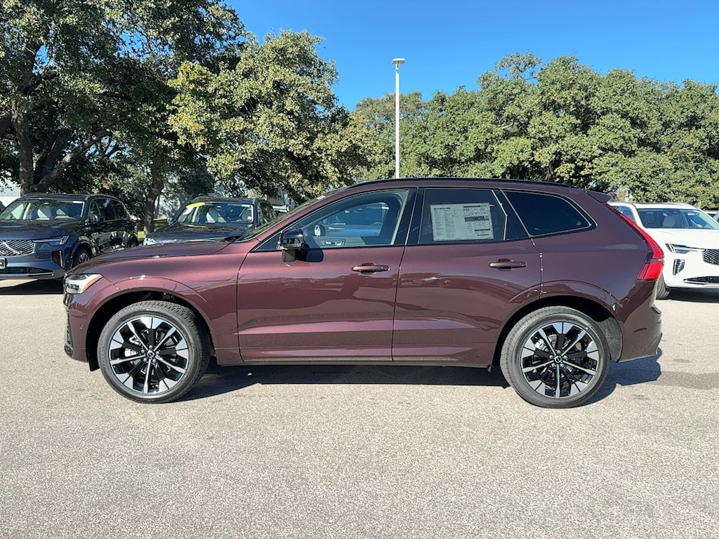 New 2026 Volvo XC60 B5 Plus SUV