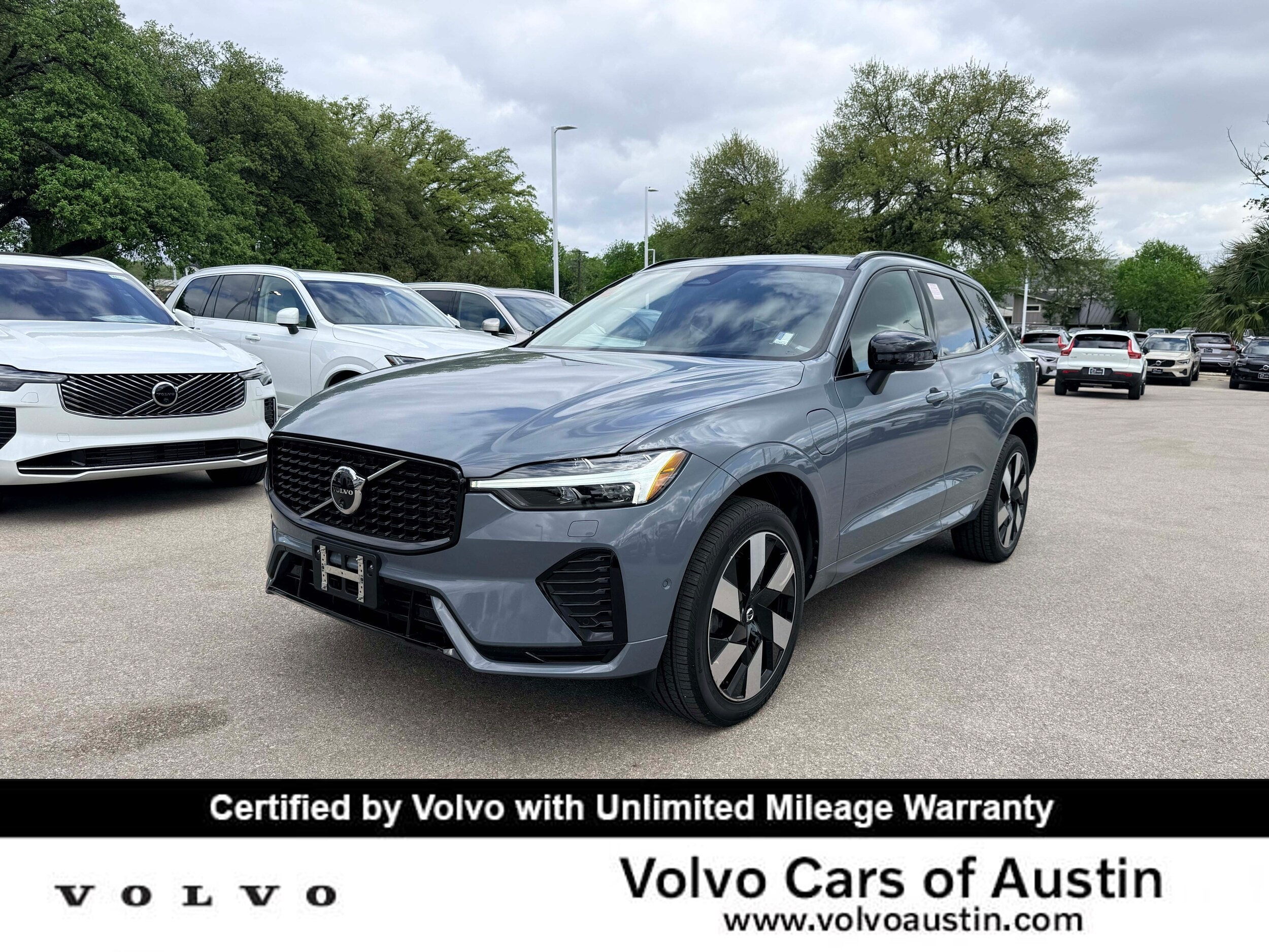 Gray (Thunder Grey) 2024 Volvo XC60 Recharge T8 Ultimate Dark Theme eAWD SUV / Crossover All-Wheel Drive 8-Speed Automatic