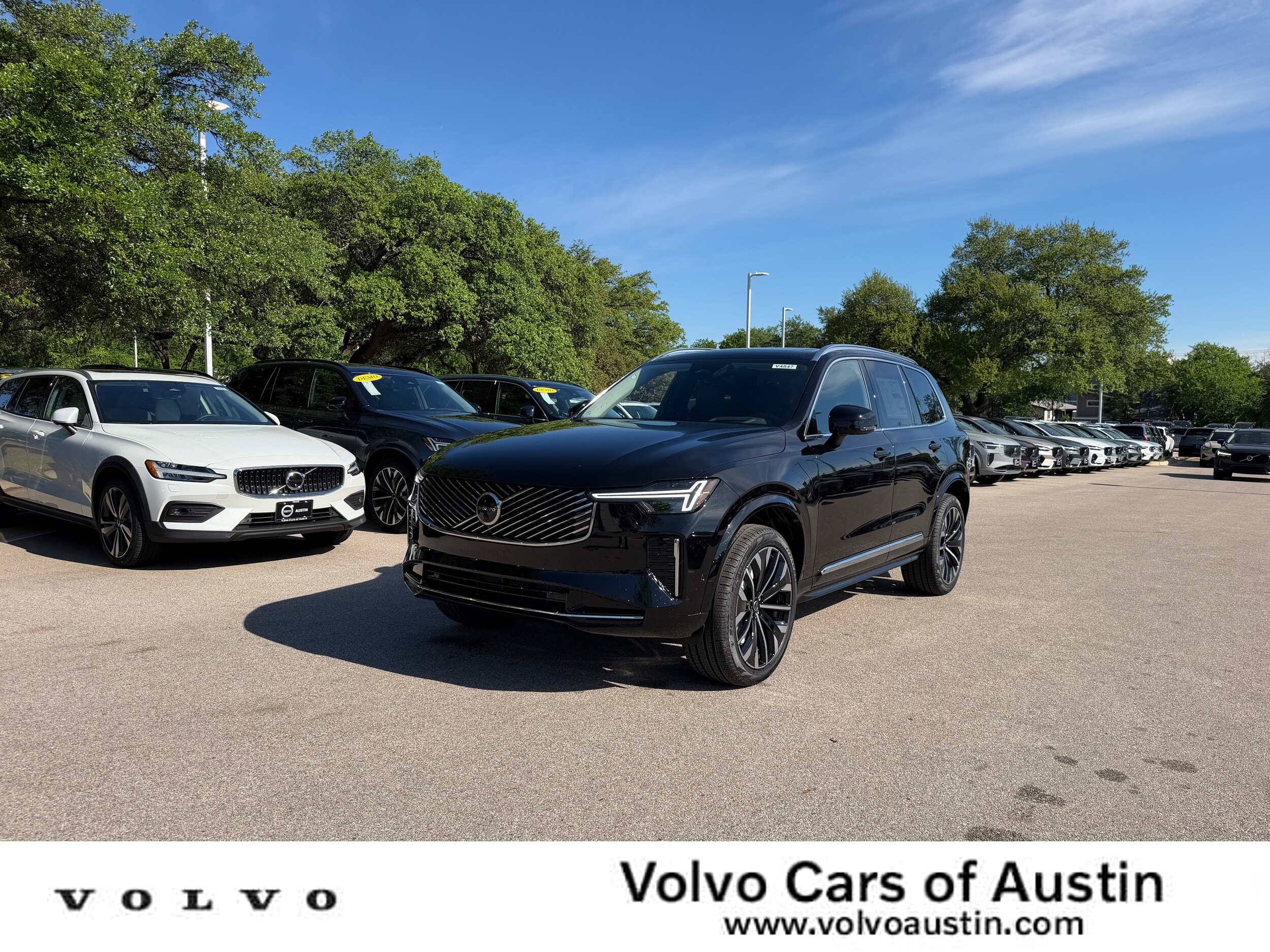 2026 Volvo XC90 B5 Ultra Bright 4WD's photo