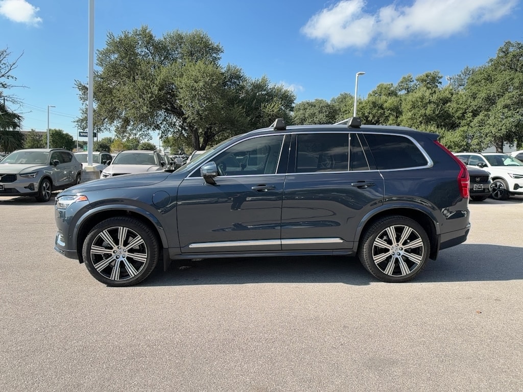 Certified 2025 Volvo XC90 plug-in hybrid T8 Plus 6-Seater SUV