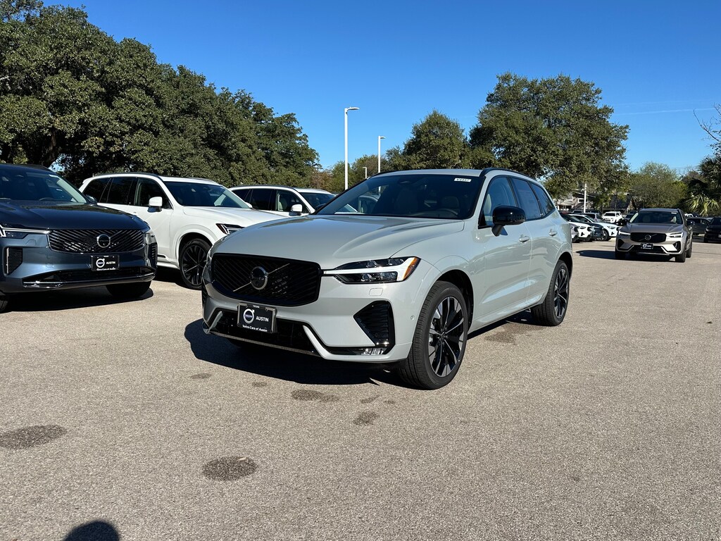 New 2026 Volvo XC60 B5 Plus SUV