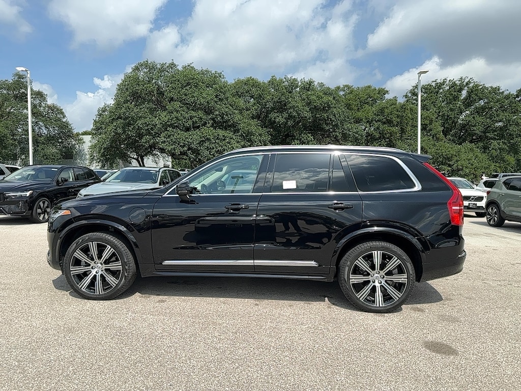 Certified 2025 Volvo XC90 plug-in hybrid T8 Ultra 7-Seater SUV