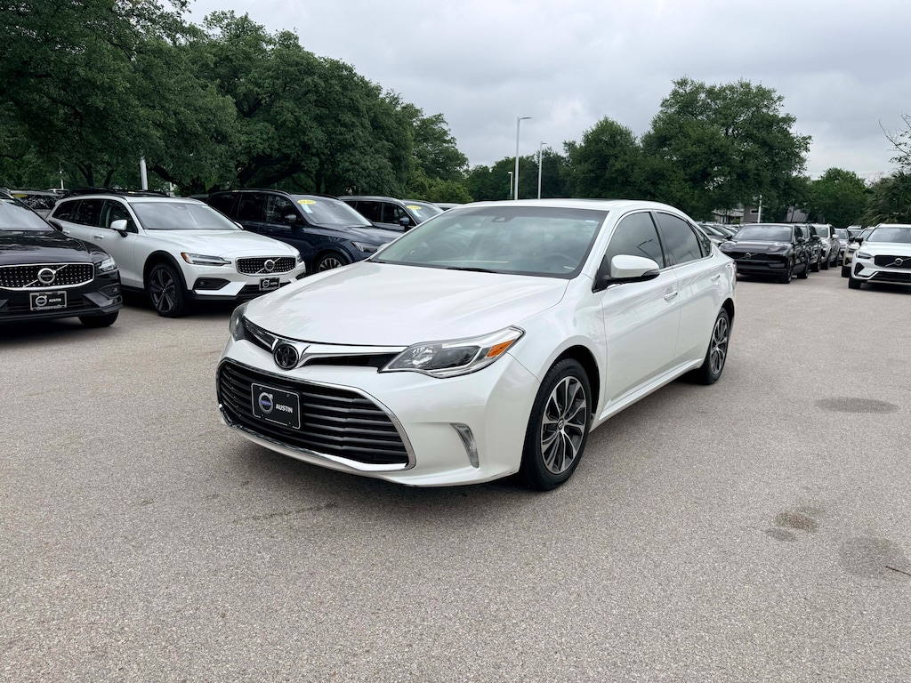 Used 2018 Toyota Avalon XLE Premium Sedan