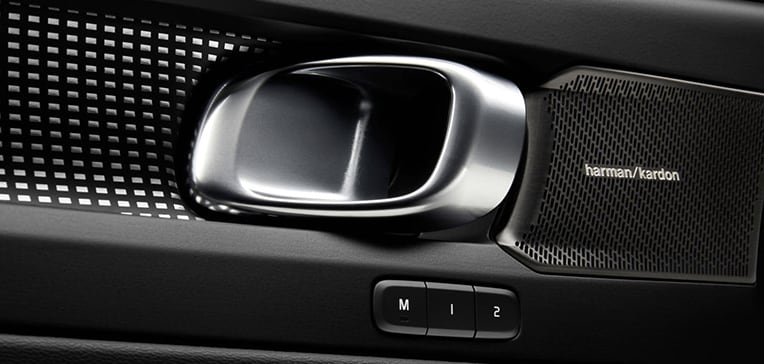 2019 Volvo XC40 Audio