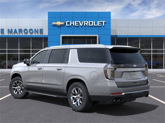 2025 Chevrolet Suburban Premier photo 3