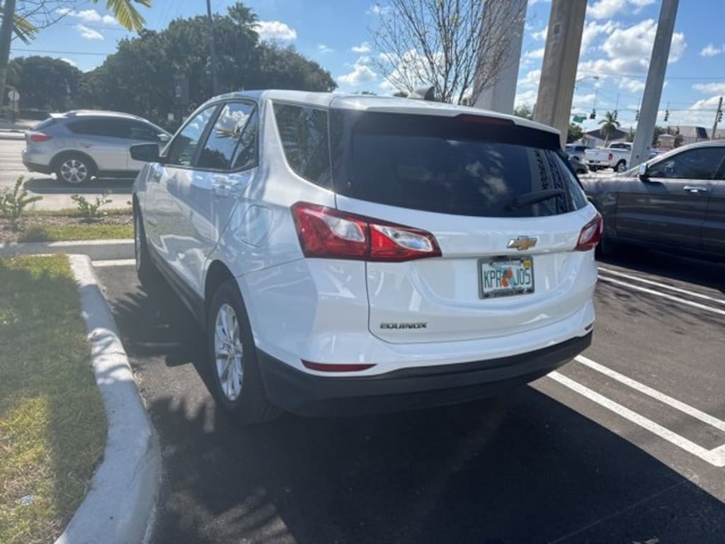 Used 2021 Chevrolet Equinox LS SUV