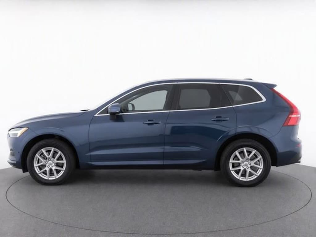 Used 2021 Volvo XC60 Momentum