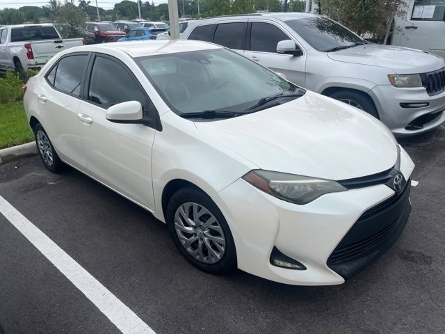 2018 Toyota Corolla XLE XSE photo 4