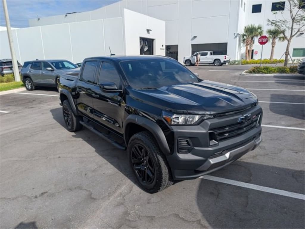 Used 2024 Chevrolet Colorado Trail Boss Truck