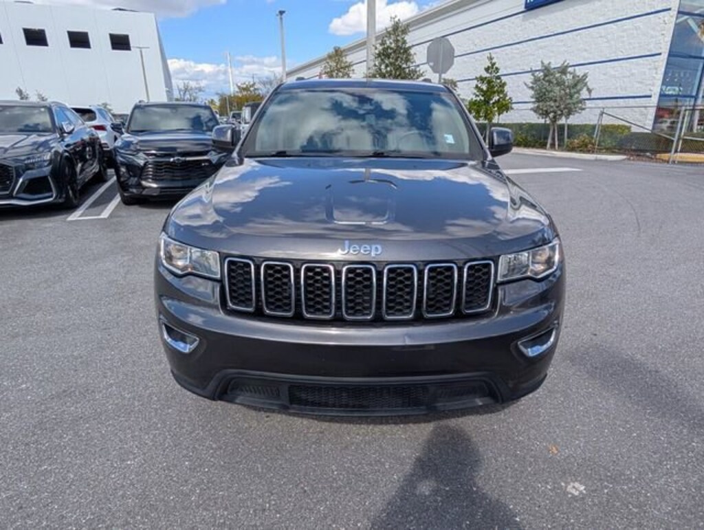 Used 2017 Jeep Grand Cherokee Laredo