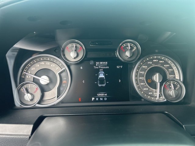 2017 Ram 1500 Limited photo 3