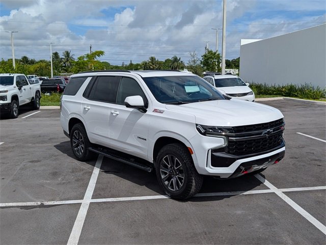 2021 Chevrolet Tahoe Z71 photo 2
