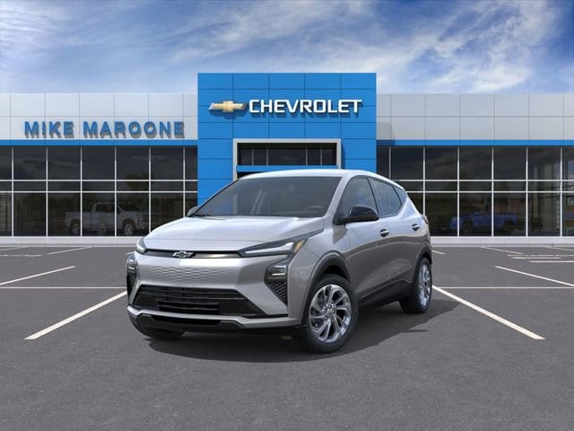 2027 Chevrolet Bolt LT - Photo 8