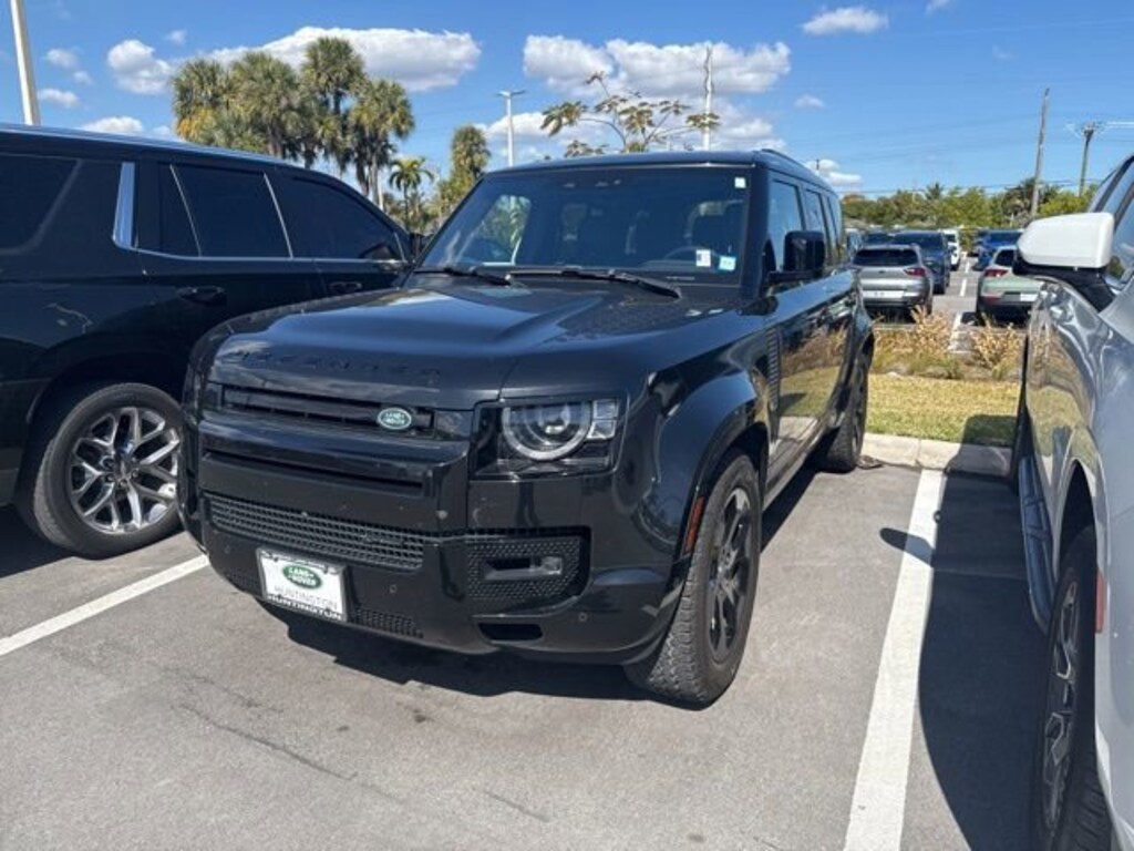 Used 2022 Land Rover Defender X-Dynamic SE