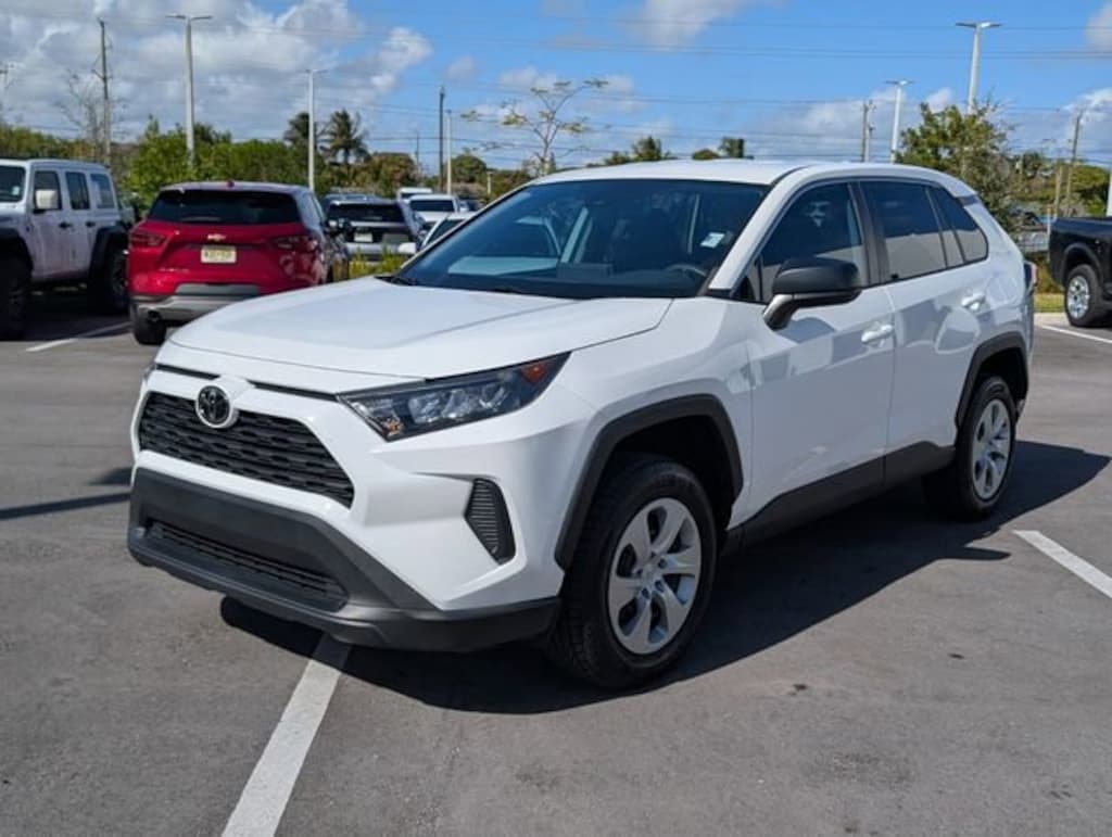 Used 2022 Toyota RAV4 LE