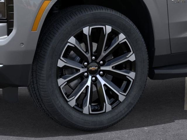 2026 Chevrolet Suburban High Country - Photo 9