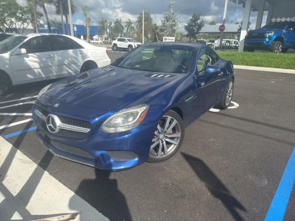 Used 2017 Mercedes-Benz SLC SLC 300