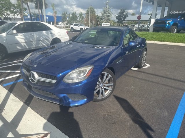 2017 Mercedes Benz SLC 300 photo 3