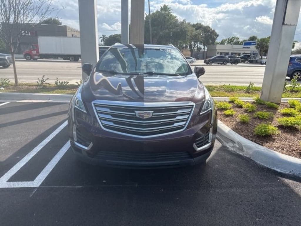 Used 2017 CADILLAC XT5 FWD SUV