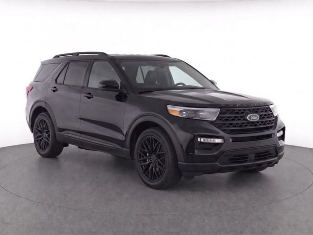 Used 2024 Ford Explorer XLT SUV