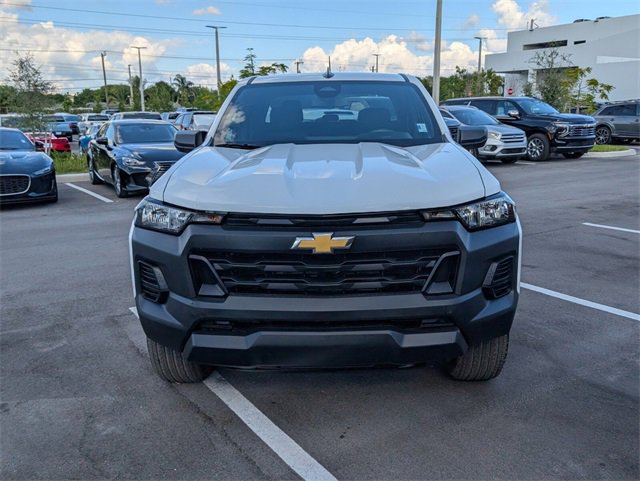 2023 Chevrolet Colorado Work Truck photo 3