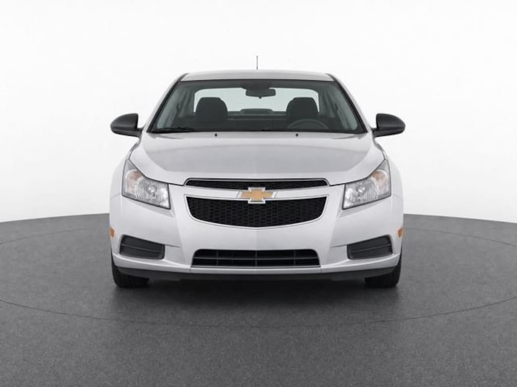 Used 2014 Chevrolet Cruze LS Car